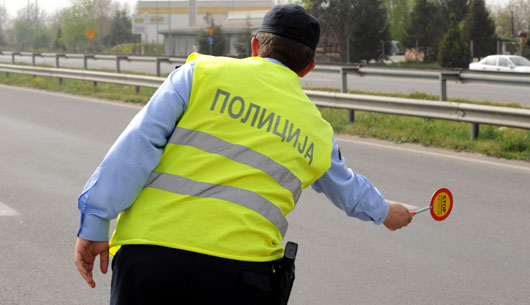 policija-stopira-janevska-i