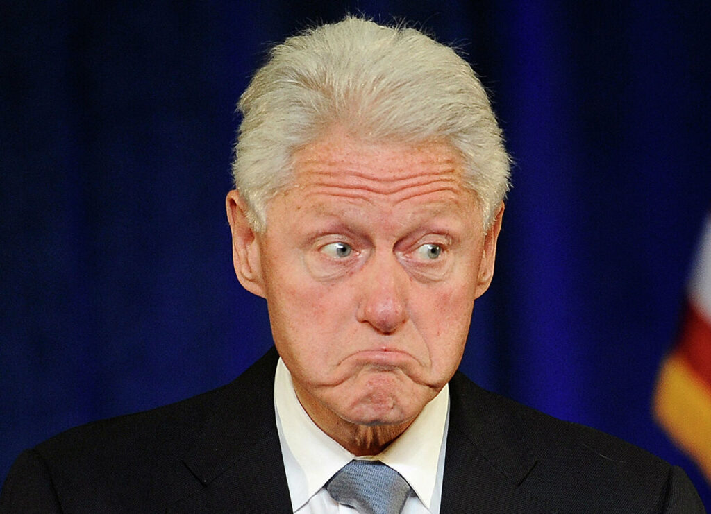 Бил Клинтон денеска сведочи зад затворени врати: Ќе зборува за неговите врски со Епстин