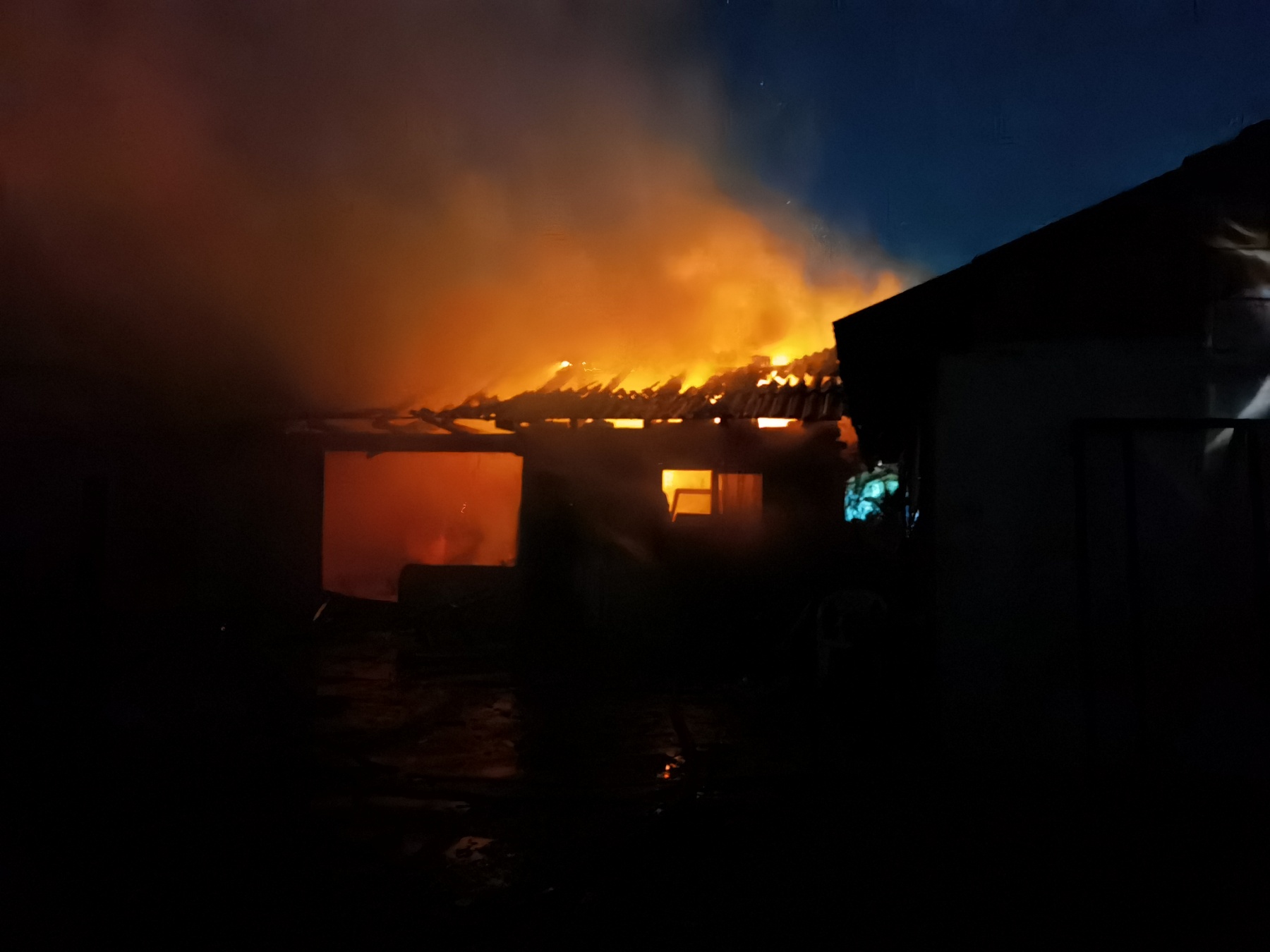 Трагедија во Кичево: 37-годишен маж загина во пожар во стан