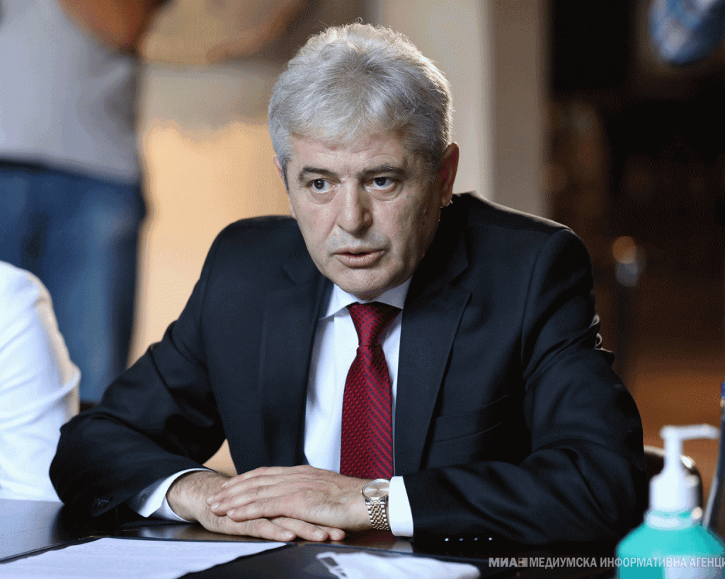 Ахмети: Нема да бидам претседател, ќе станам ветеран