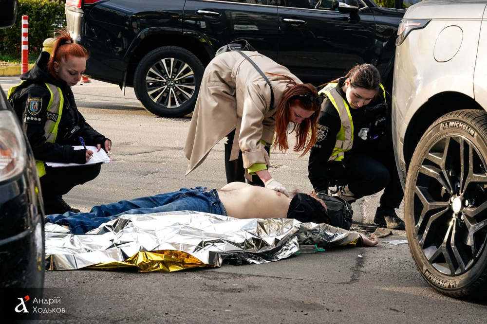 Пет лица загинаа во вооружен напад во Киев – Зеленски: Напаѓачот е елиминиран!