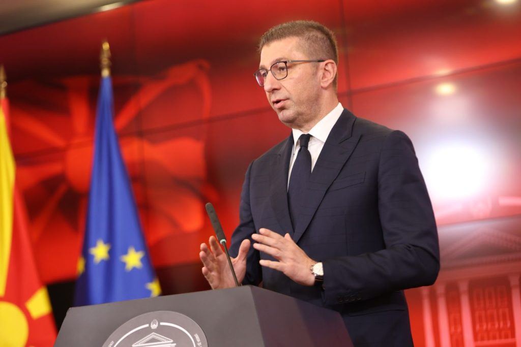 Мицкоски за изјавата на Вучиќ: Таквата комуникација прилега на минатиот век, МПЦ-ОА е столб на македонскиот идентитет