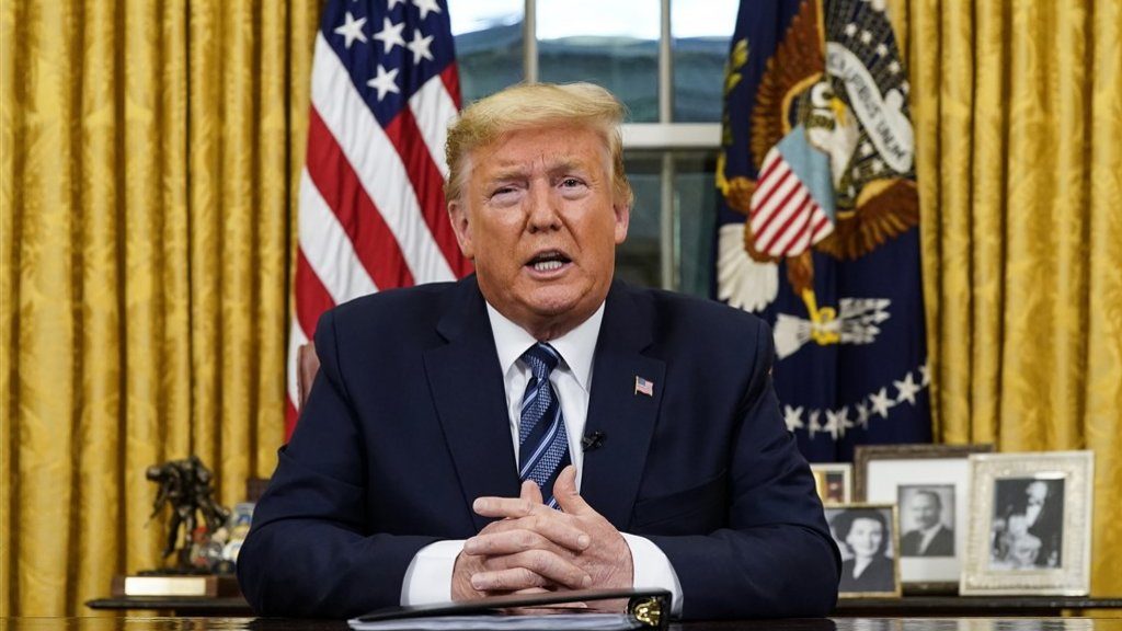 Трамп воведува нови царини за увоз од 60 земји