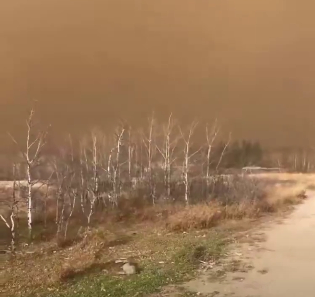 (Видео) Голем пожар во канадска воена база: Непотврдени информации за десетици загинати и стотици повредени