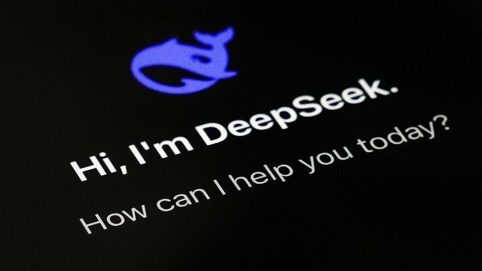 Вашингтон го отстранува DeepSeek од државните системи: Забраната опфаќа и услуги што го користат моделот